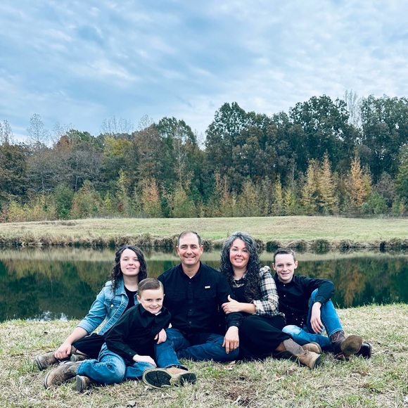 Meet your Posher, Thealeshia - Picture 1 of 16